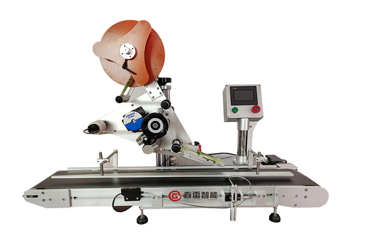 Czy warto kupić stacjonarną w pełni automatyczną etykieciarkę płaską? Pełna analiza zalet i wad!